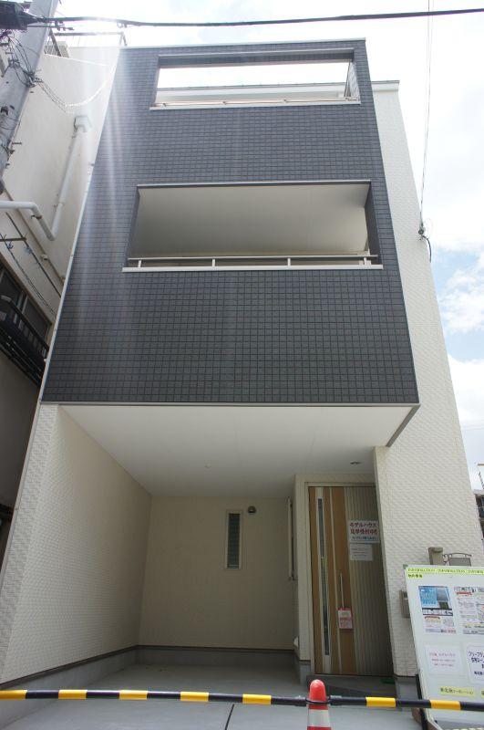 Local appearance photo. Local (July 2013) Shooting