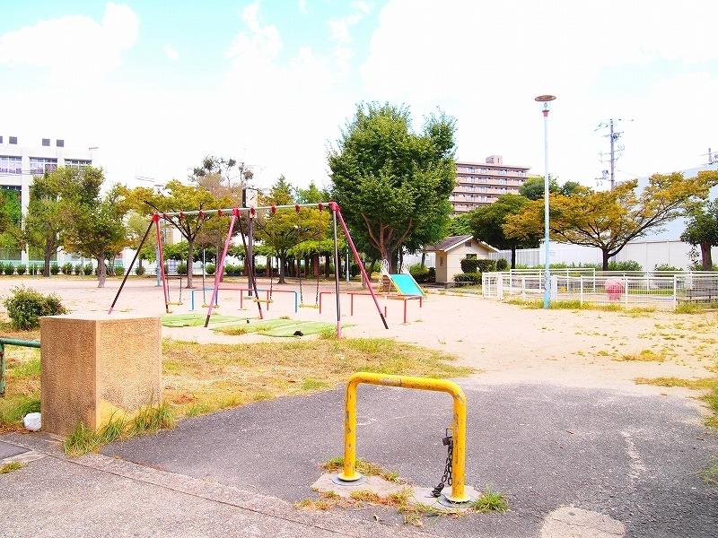 park. 30m to Kitano-cho Park