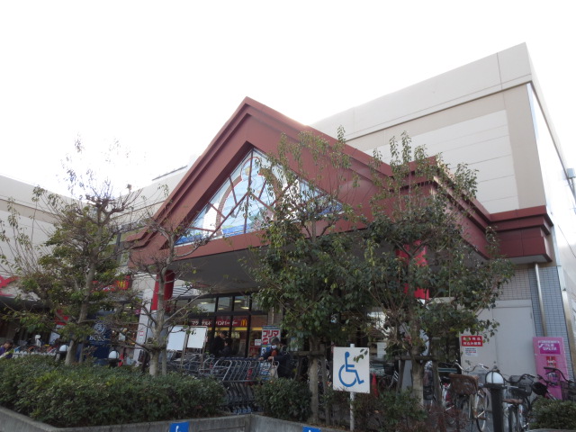 Supermarket. 392m to the Kansai Super Owada store (Super)