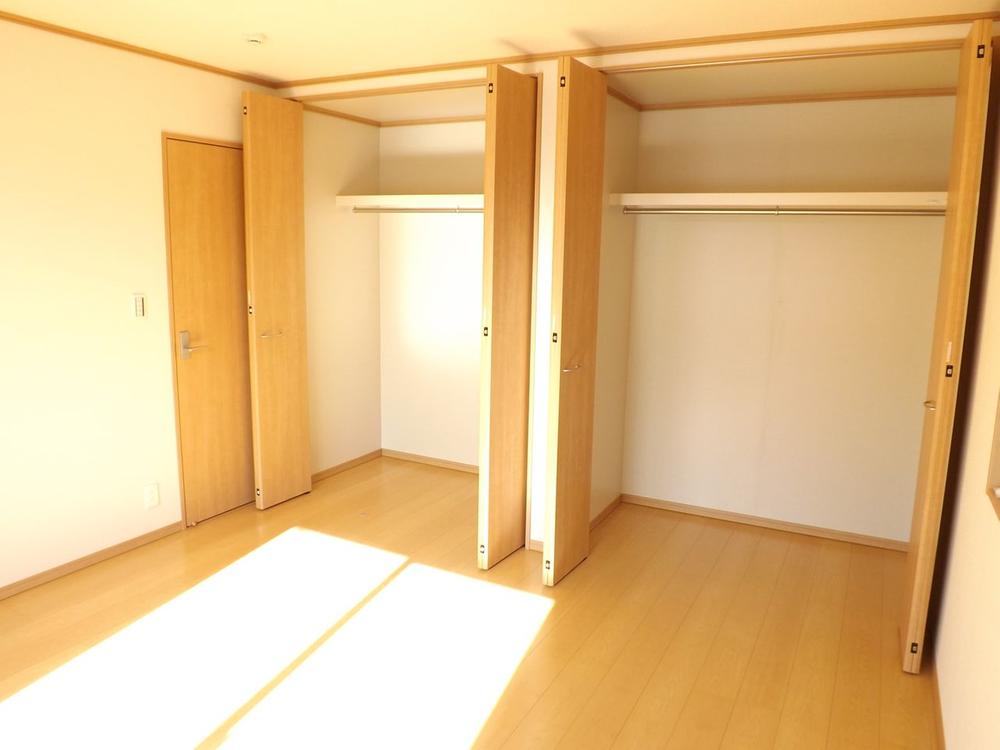 Other introspection. Local photos (Western-style)