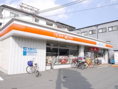 Convenience store. Lawson plus Himejima 5-chome up (convenience store) 166m