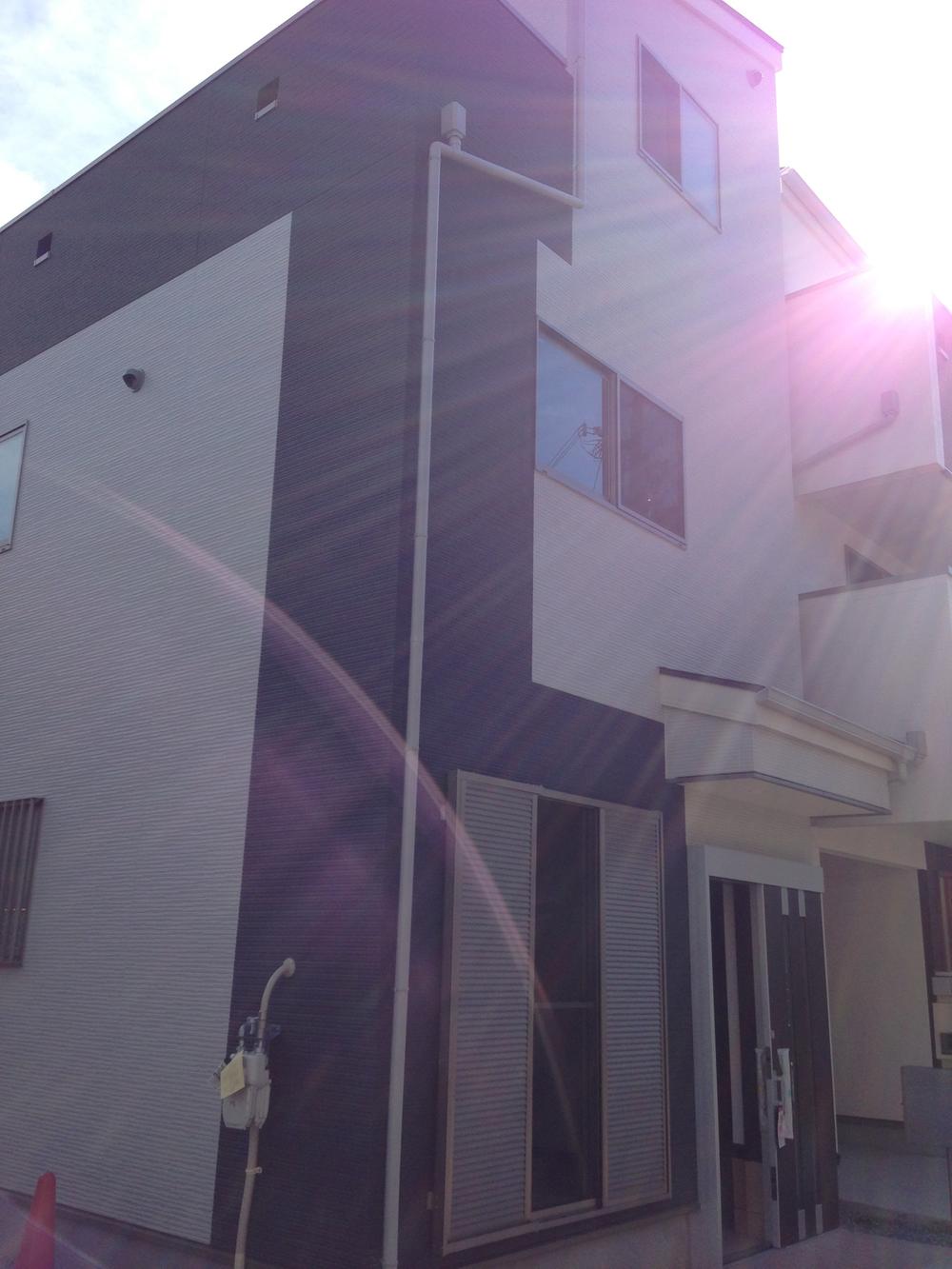 Local appearance photo