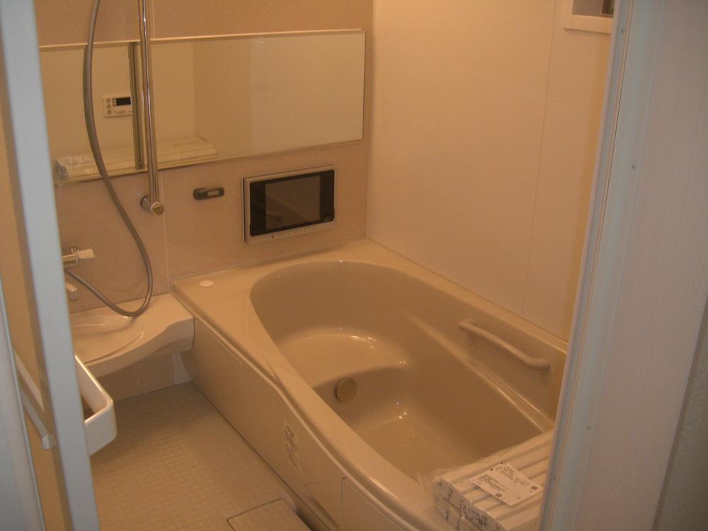 Bathroom. 10inch with TV Pat antibacterial in with dryer! Care is also happy to design