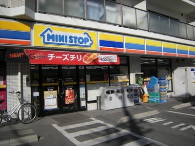 Convenience store. Ministop Co., Ltd. Kashiwazato 2-chome up (convenience store) 311m