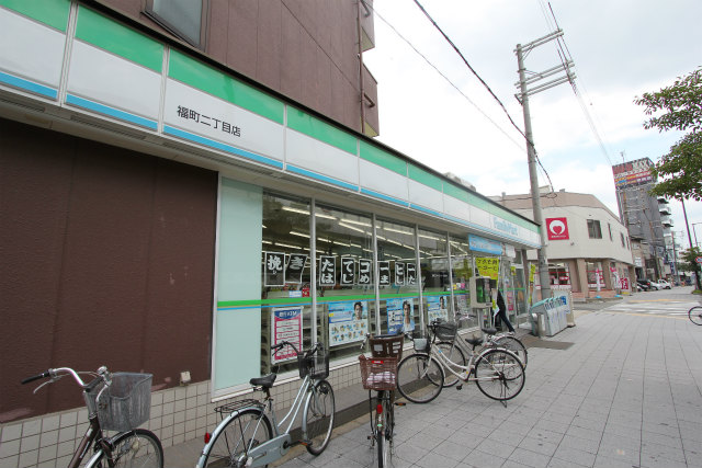 Convenience store. FamilyMart Fu-cho-chome store up (convenience store) 167m