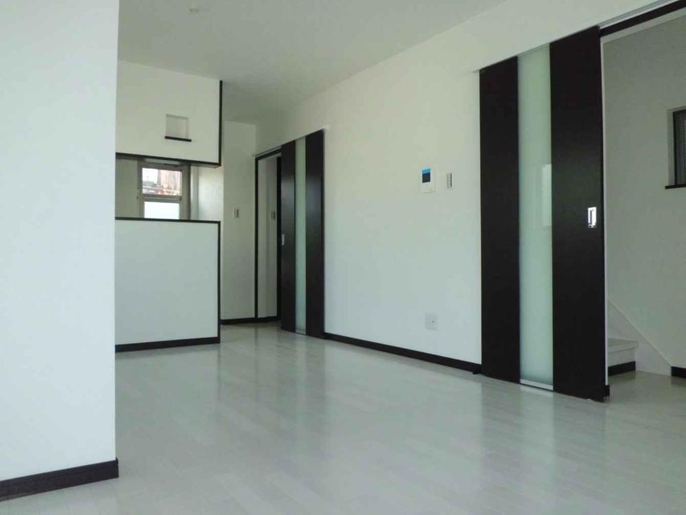 Living. Indoor (08 May 2013) Shooting