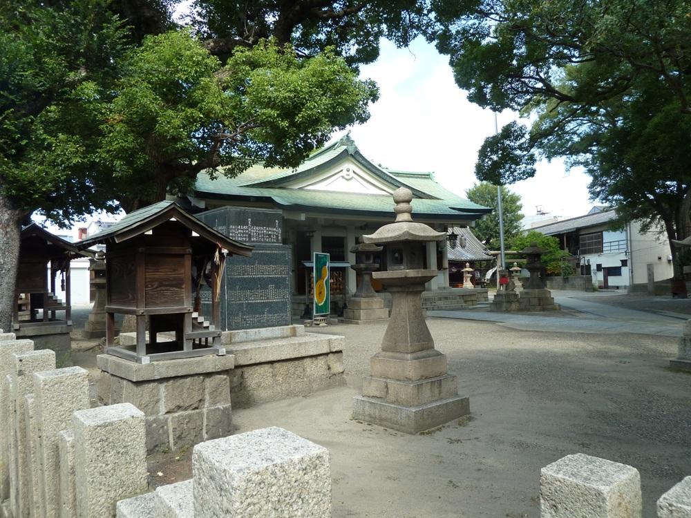 Other. It is a neighborhood of Sumiyoshi Shrine.