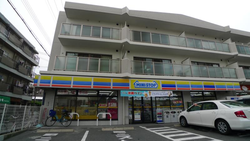 Convenience store. MINISTOP Kashiwazato-chome store (convenience store) up to 80m