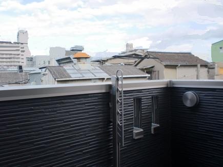 Balcony. Effortlessly washing spacious on the balcony!