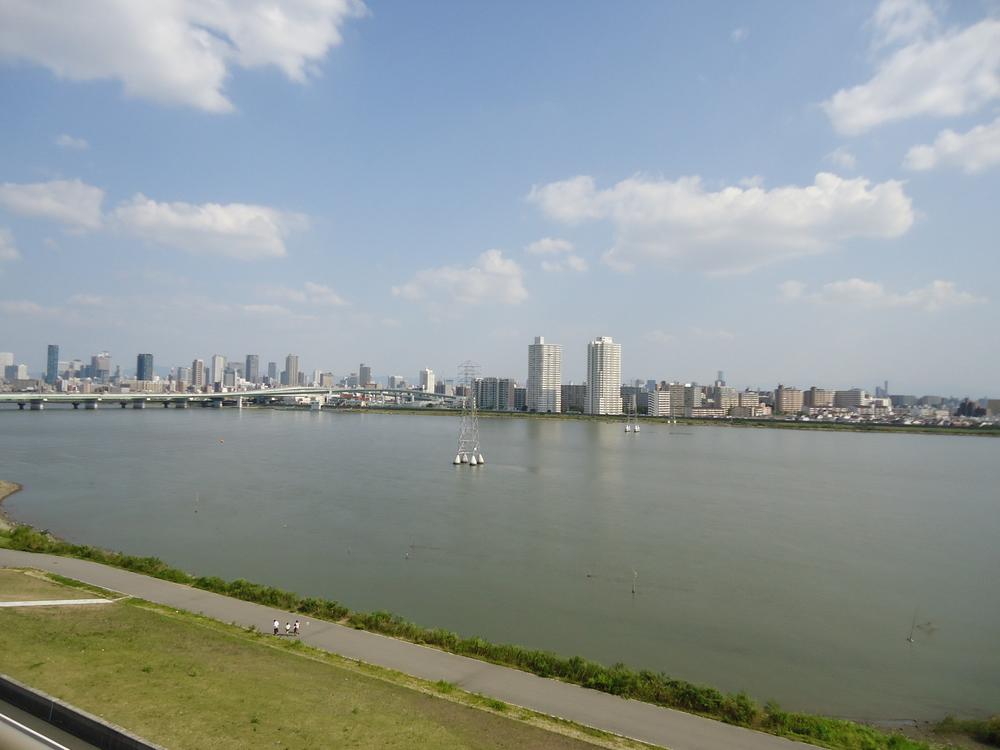 View photos from the dwelling unit