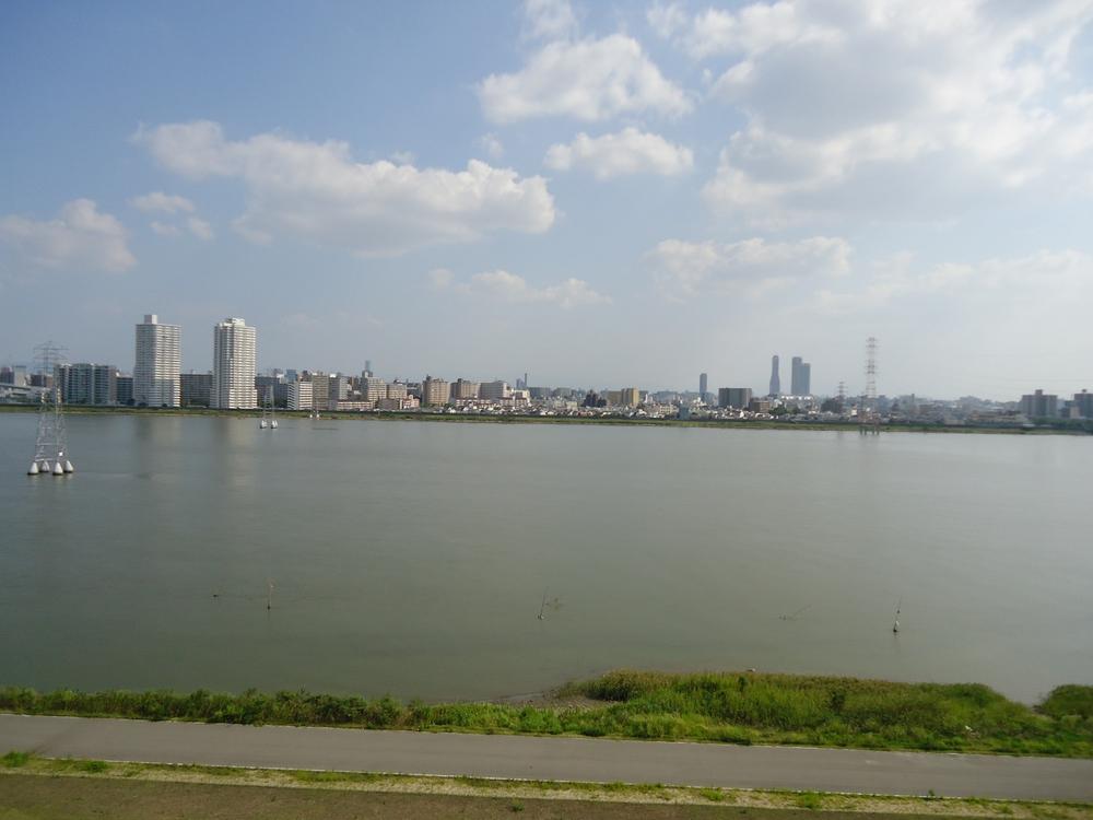 View photos from the dwelling unit