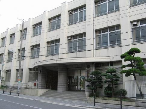 Primary school. 857m to Osaka City Tatsuka Mino Elementary School