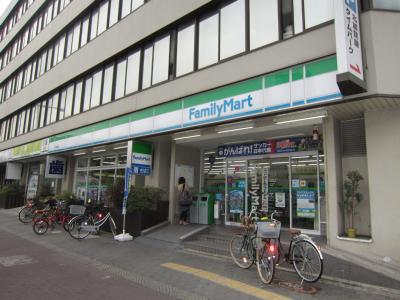 Convenience store. FamilyMart Kitakagaya store up (convenience store) 228m