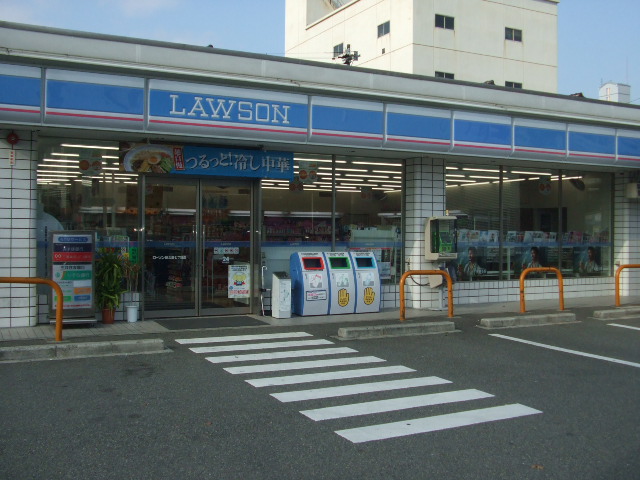 Convenience store. Seven-Eleven Osaka Hamaguchihigashi 3-chome up (convenience store) 441m