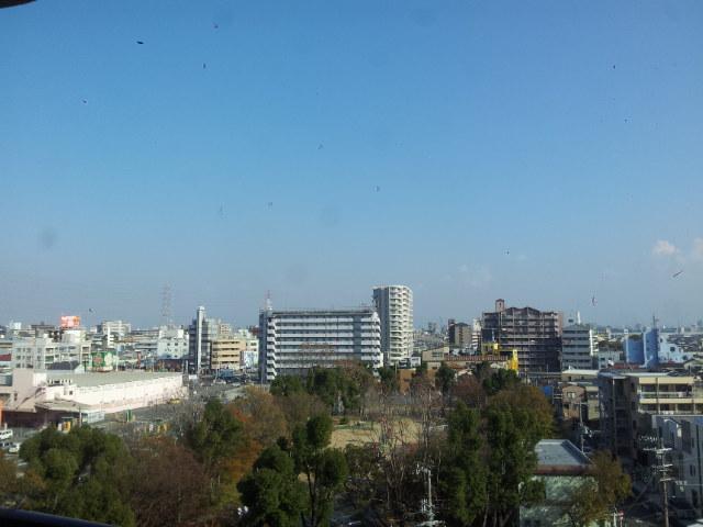 View photos from the dwelling unit. View from the site (December 2013) Shooting