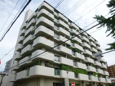 Local appearance photo. Local (August 2013) Shooting There is a park in front of the balcony, Day is also good