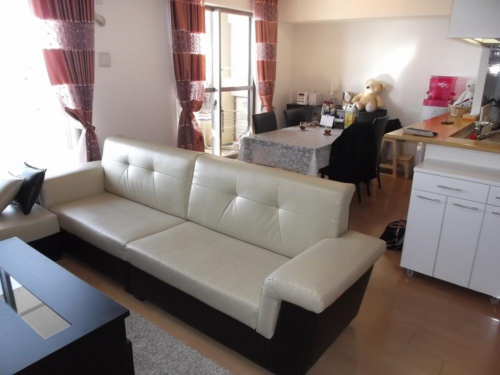 Living. Indoor (12 May 2013) Shooting