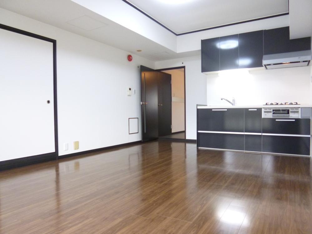 Living. 2013 December renovation completed