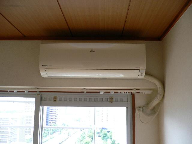 Other.  ・ It comes with air conditioning on the south side 6 Pledge of Western-style