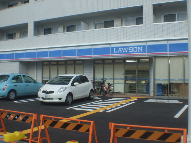 Convenience store. Lawson Nishisuminoe 1-chome to (convenience store) 52m