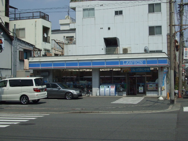 Convenience store. Lawson Higashikagaya 2-chome up (convenience store) 356m