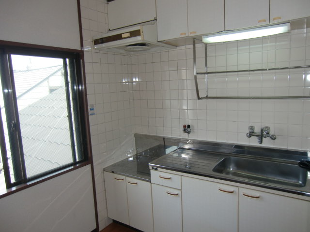 Kitchen. Gas stove installation Allowed