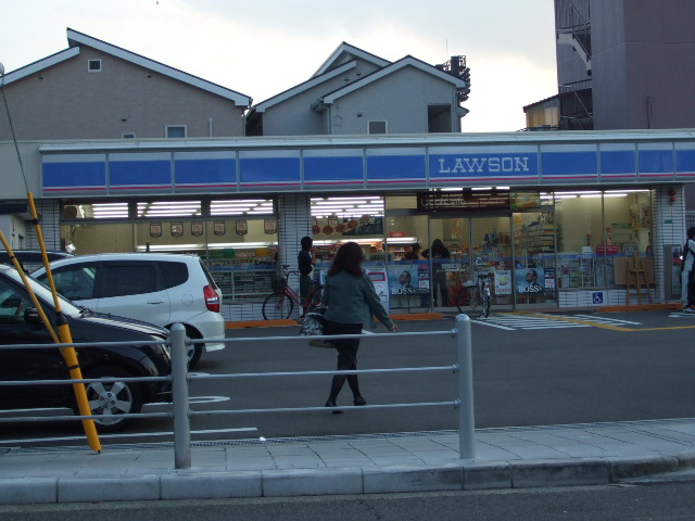 Convenience store. Lawson Nishikagaya Yonchome store up (convenience store) 441m