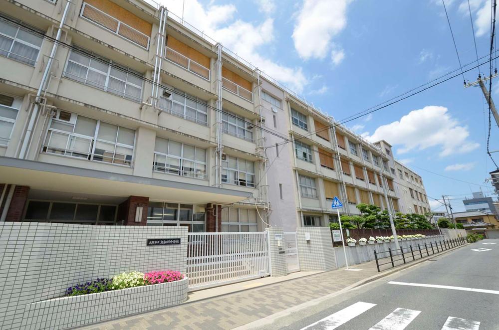 Junior high school. Municipal Yamatogawa 560m walk about 7 minutes until junior high school