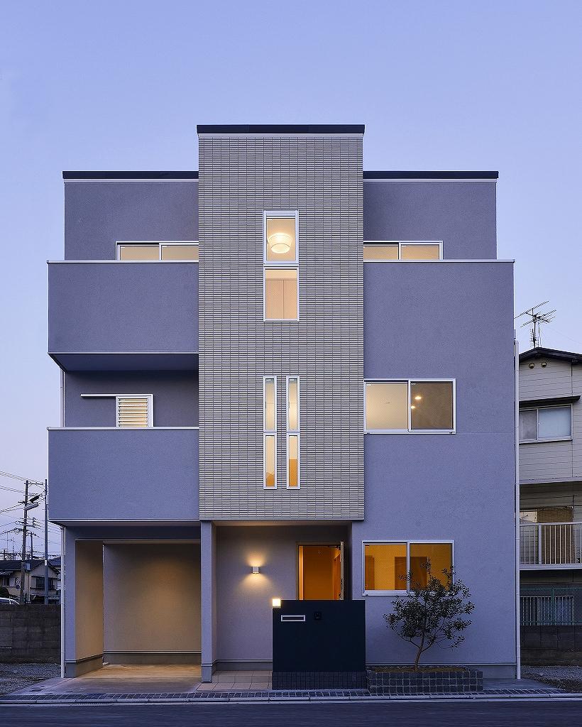 Rendering (appearance). One example same specifications