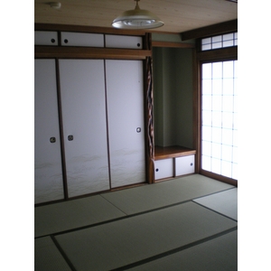 Living and room. Japanese-style room (east) 6 Pledge Alcove, There closet