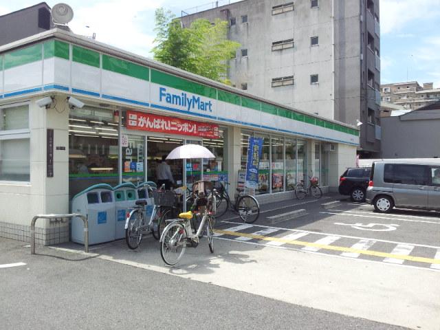 Convenience store. FamilyMart Bandaihigashi 182m up to two-chome