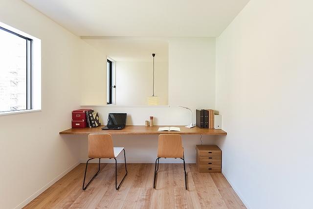 Non-living room. One example same specifications