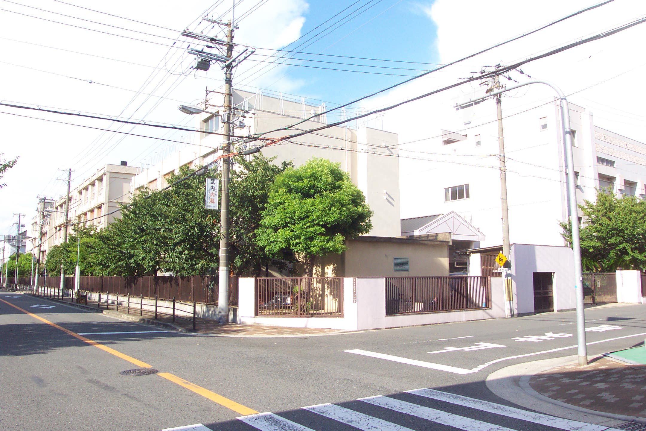 Primary school. 456m to Osaka Municipal Yamanouchi elementary school (elementary school)