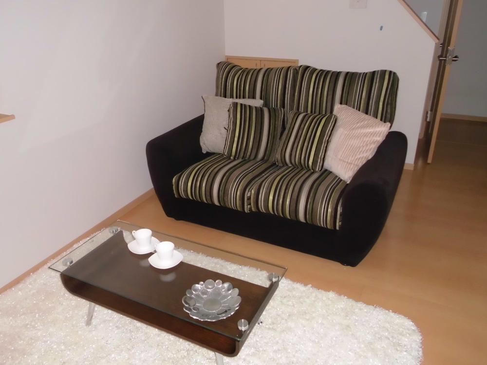 Living. Local (10 May 2013) Shooting