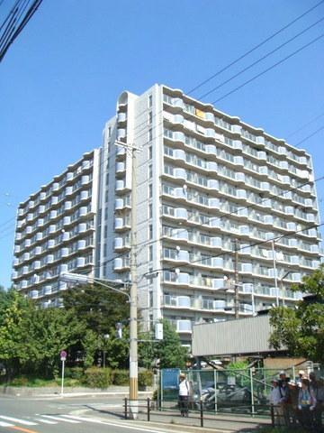 Local appearance photo. "Taisho-ku ・ Buying and selling "is a big apartment