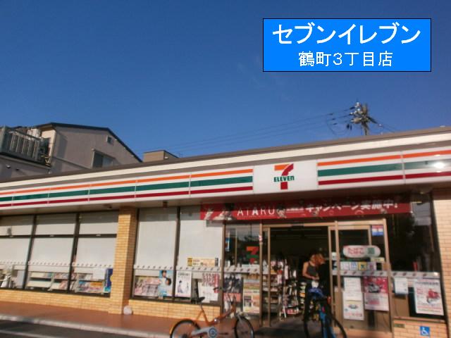 Convenience store. 190m to Seven-Eleven (convenience store)