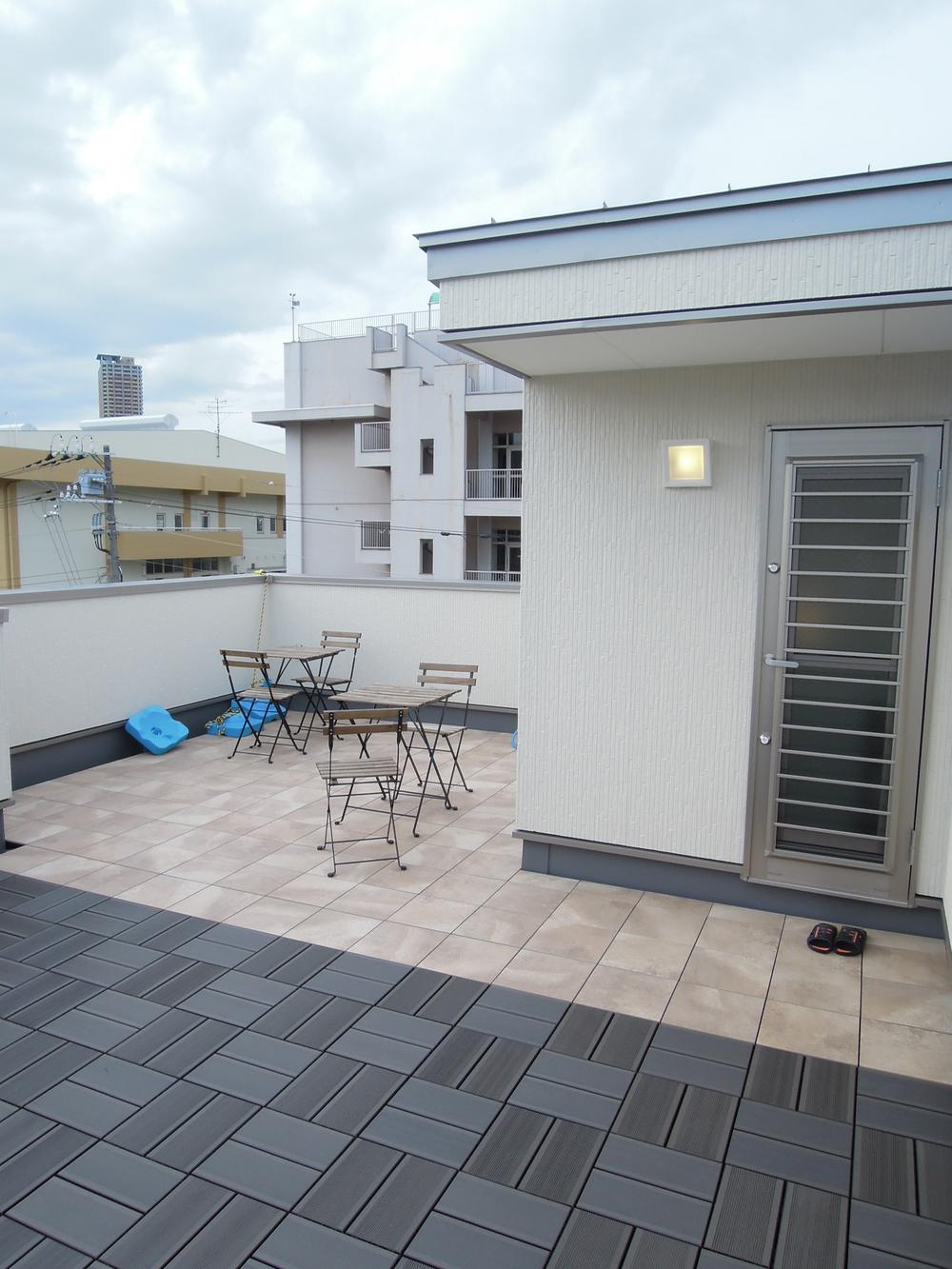 Same specifications photos (appearance). (No. 7 locations) same specification Rooftop garden Barbecue on the rooftop
