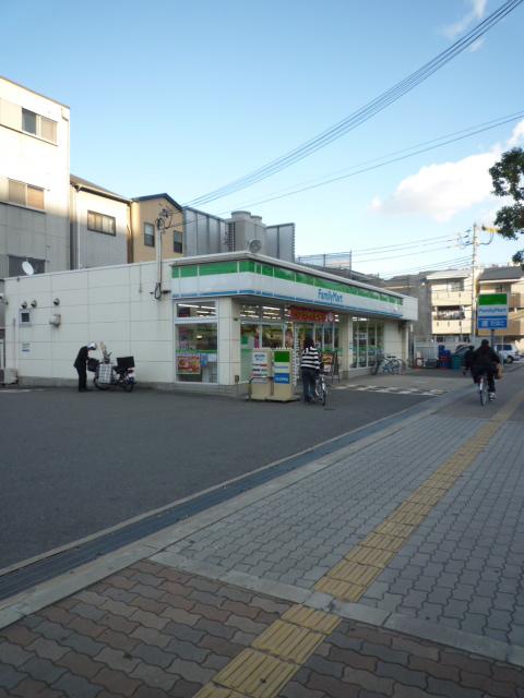 Convenience store. 145m to FamilyMart Taisho Kitamura store