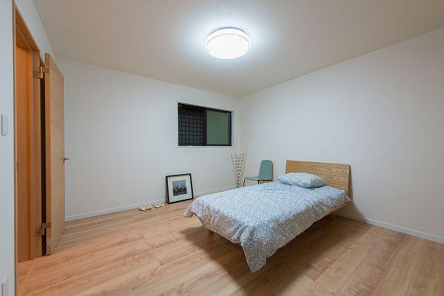 Non-living room. One example same specifications