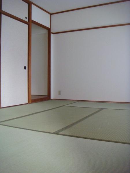 Non-living room. "Taisho-ku ・ Buying and selling "1 a room and glad Japanese-style room