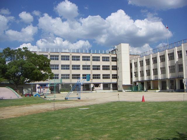 Other. Izuo East Elementary School