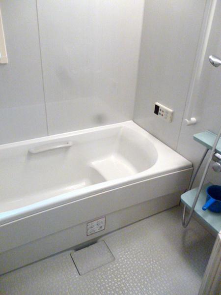 Bathroom. "Taisho-ku ・ Buying and selling "Hiro ~ Bath Io