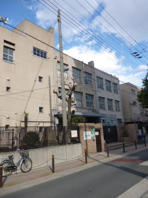 Primary school. 348m to Osaka Municipal Minamiokajima Elementary School