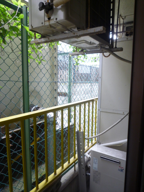 Balcony. "Taisho-ku ・ Rent "a green balcony