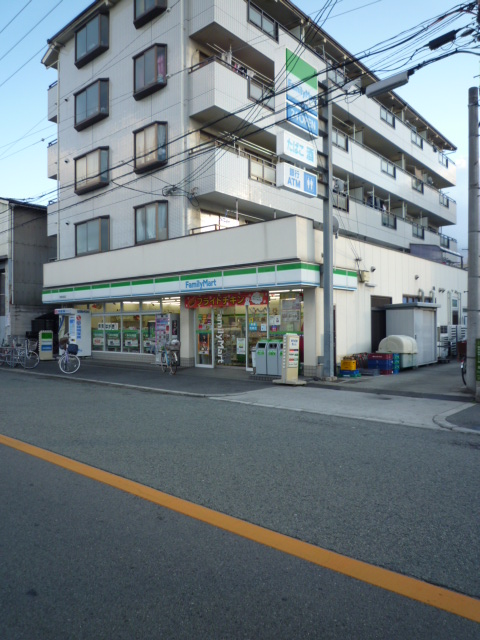 Convenience store. FamilyMart Minamiokajima store up (convenience store) 282m