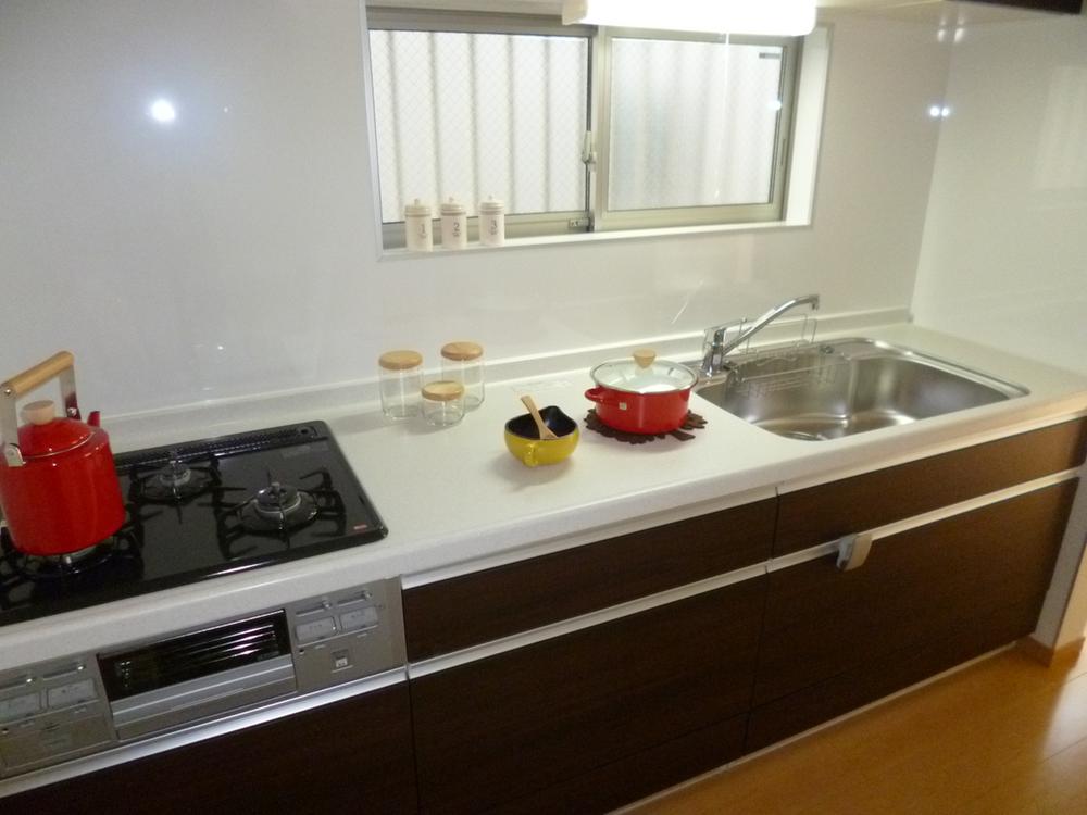 Kitchen. Artificial marble using the system kitchen ☆ (1 Building of Taisho Hirao I)