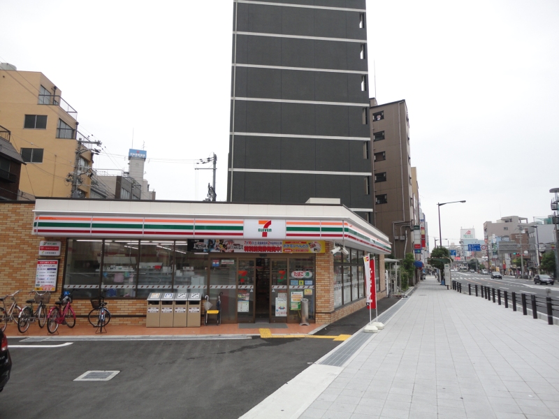 Convenience store. Seven-Eleven Osaka Teradacho 2-chome up (convenience store) 453m