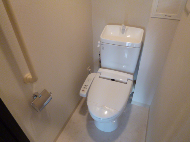 Toilet. Washlet equipped ☆ 