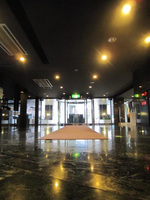 Entrance. Common areas