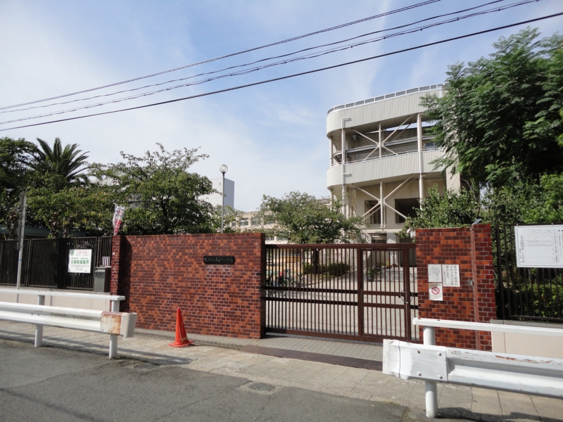 Primary school. 568m to Osaka Municipal Tennoji elementary school (elementary school)